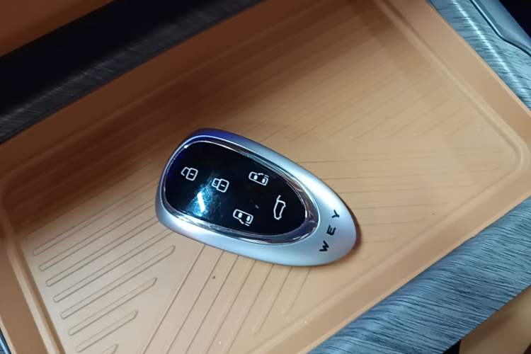 Used Wey Gaoshan 2025 Four-Wheel Drive Alpine 8 Vehicle Key