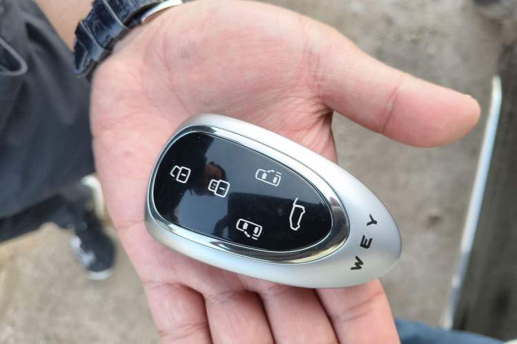 Used Wey Gaoshan 2025 Four-Wheel Drive Alpine 8 Vehicle Key