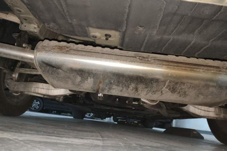 Used Wey Gaoshan 2025 Four-Wheel Drive Alpine 8 Chassis Rear