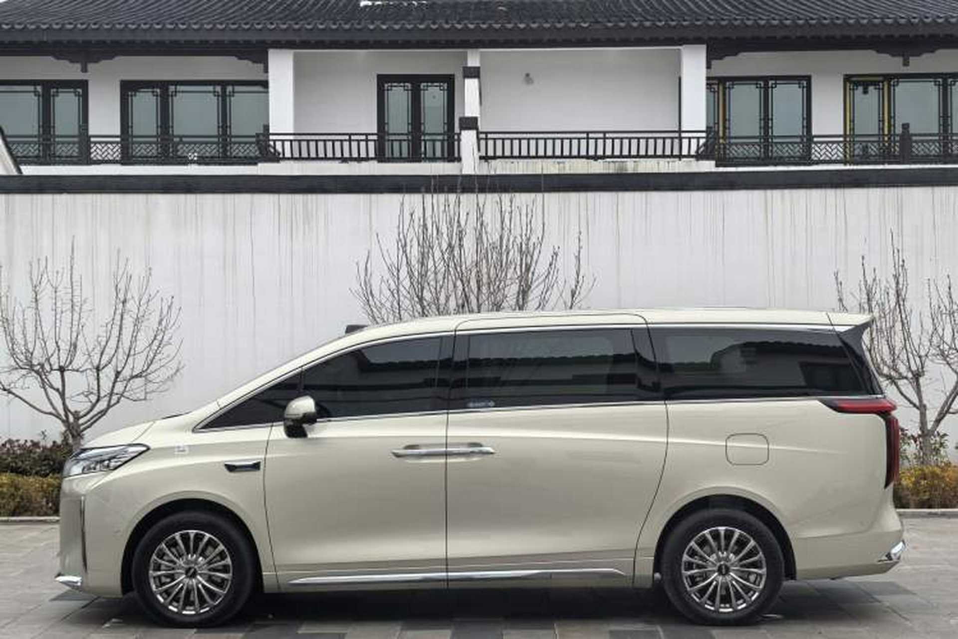 Used Wey Gaoshan 2025 Four-Wheel Drive Alpine 8 Exterior 6