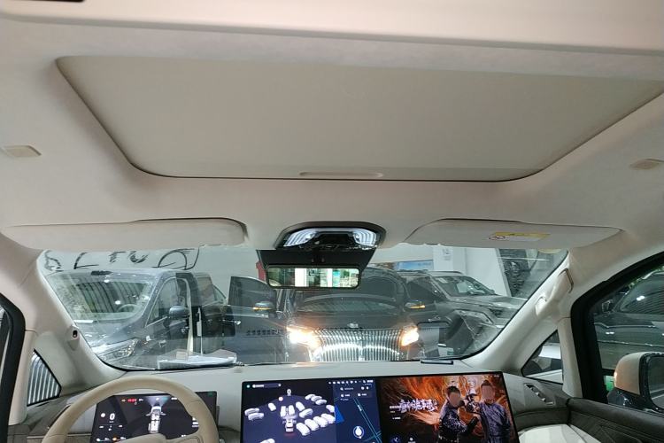 Used Wey Gaoshan 2025 Four-Wheel Drive Alpine 8 Headliner