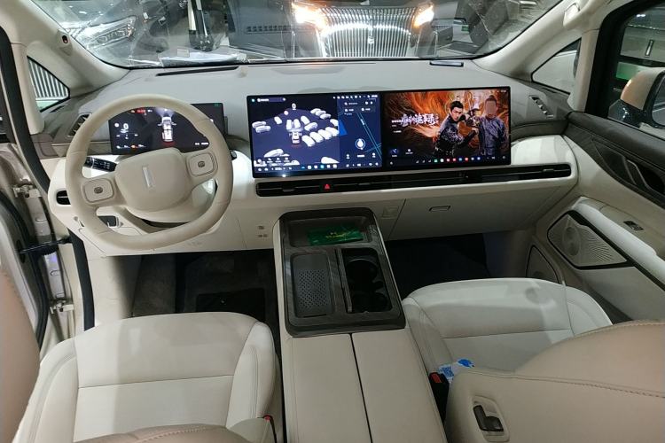 Used Wey Gaoshan 2025 Four-Wheel Drive Alpine 8 Interior 2