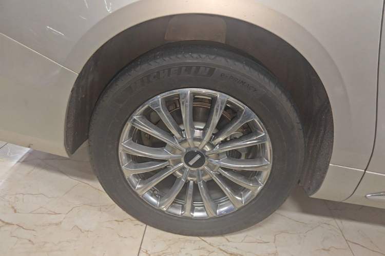 Used Wey Gaoshan 2025 Four-Wheel Drive Alpine 8 Right Rear Wheel Hub