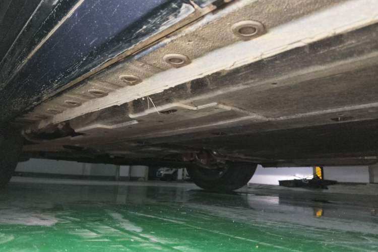 Used Wey Gaoshan 2025 Four-Wheel Drive Alpine 8 Chassis Front Left