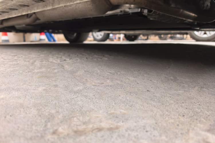 Used Wey Gaoshan 2025 Model Four-Wheel Drive Gao Shan 7 Chassis Front Right