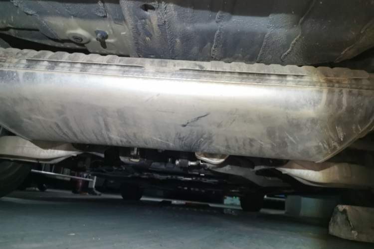 Used Wey Gaoshan 2025 Four-Wheel Drive Alpine 8 Chassis Rear