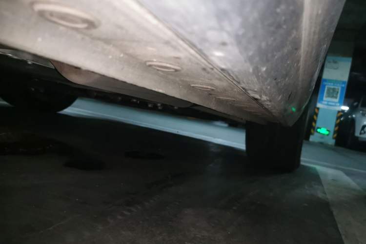 Used Wey Gaoshan 2025 Four-Wheel Drive Alpine 8 Chassis Rear Right