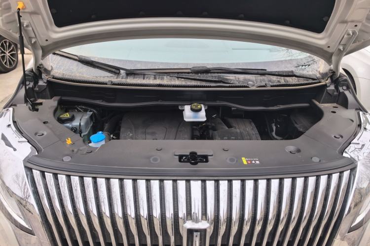 Used Wey Gaoshan 2025 Model Four-Wheel Drive Gao Shan 7 Engine Bay