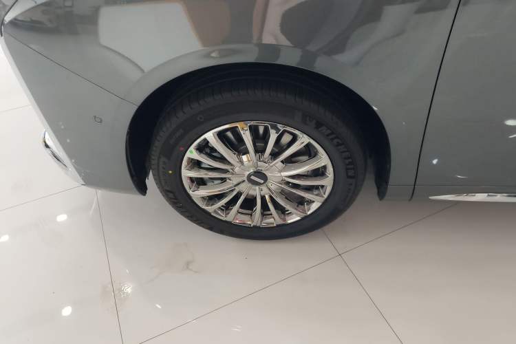Used Wey Gaoshan 2025 Four-Wheel Drive Alpine 8 Exterior 4