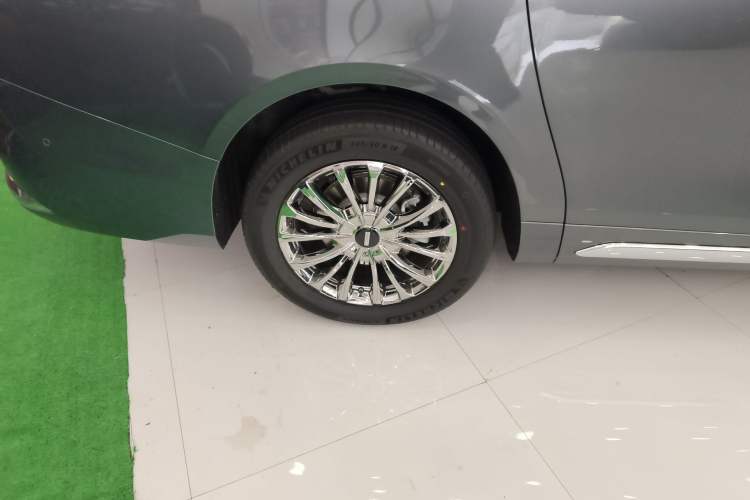 Used Wey Gaoshan 2025 Four-Wheel Drive Alpine 8 Exterior 5