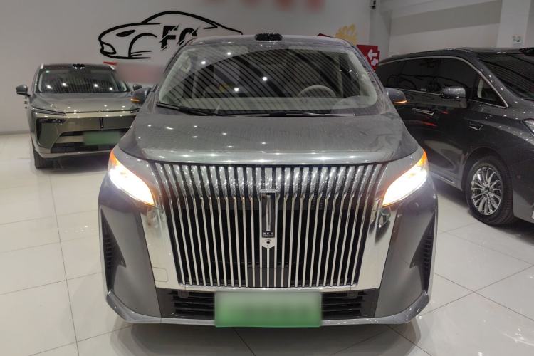 Used Wey Gaoshan 2025 Four-Wheel Drive Alpine 8 Front