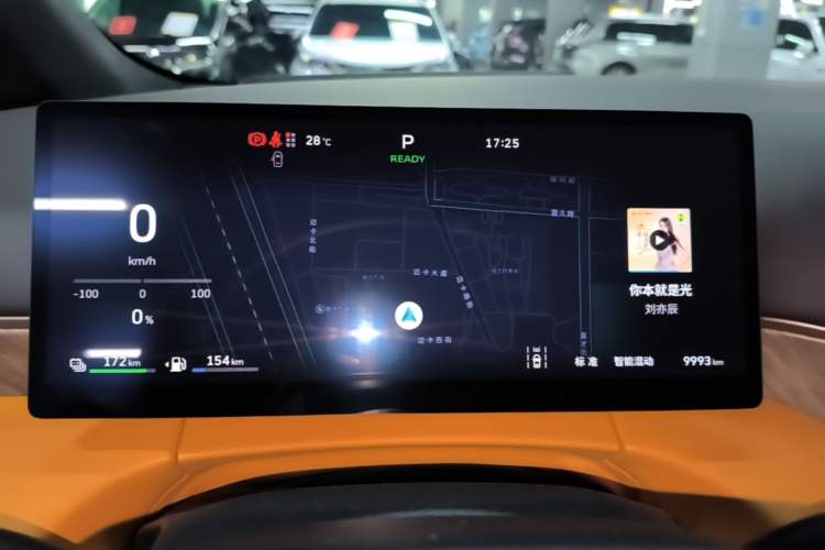 Used Wey Gaoshan 2025 Four-Wheel Drive Alpine 9 Instrument Cluster