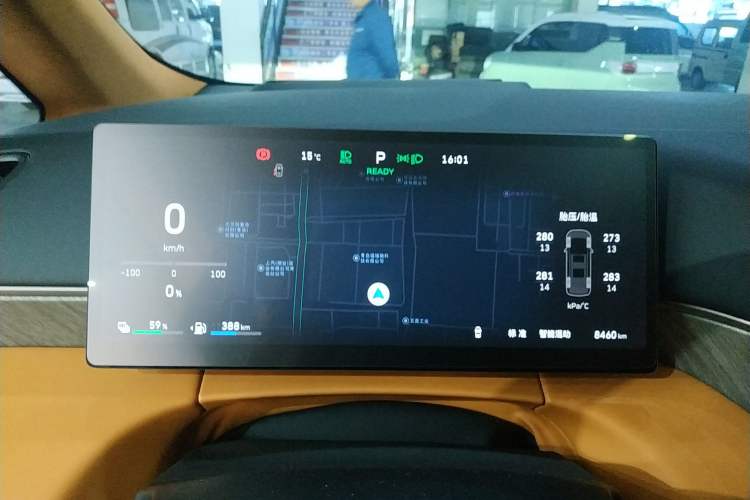 Used Wey Gaoshan 2025 Four-Wheel Drive Alpine 8 Instrument Cluster