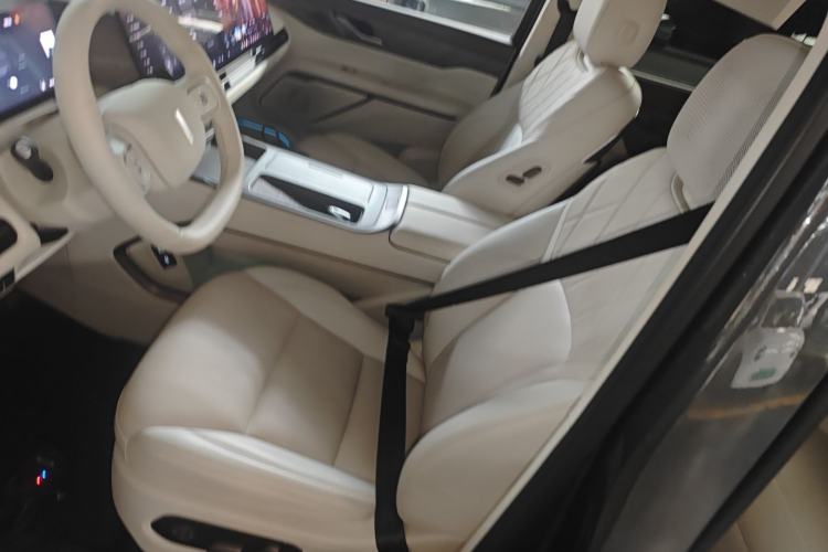 Used Wey Gaoshan 2025 Four-Wheel Drive Alpine 8 Left Front Seat