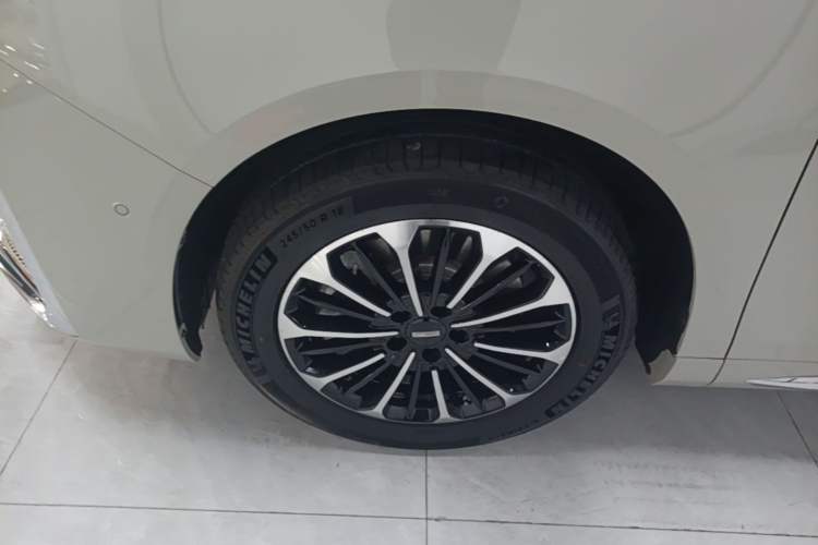 Used Wey Gaoshan 2025 Model Four-Wheel Drive Gao Shan 7 Left Front Wheel Hub