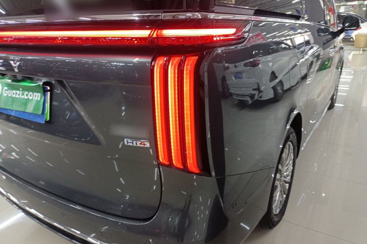 Used Wey Gaoshan 2025 Four-Wheel Drive Alpine 8 Right Rear Taillight