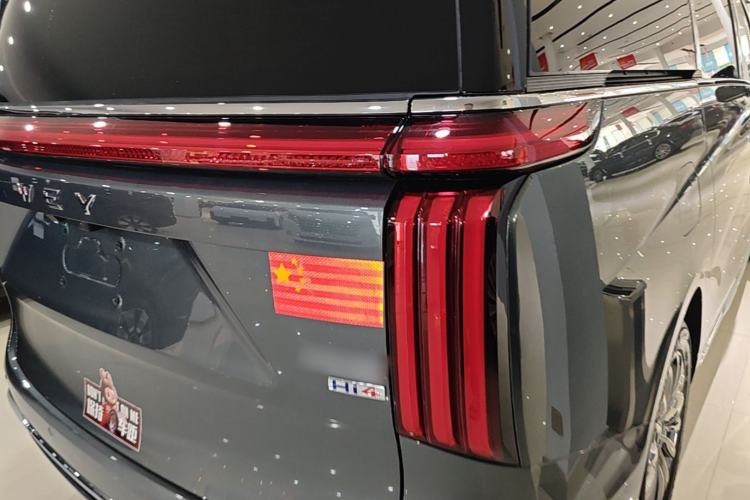 Used Wey Gaoshan 2025 Four-Wheel Drive Alpine 8 Right Rear Taillight