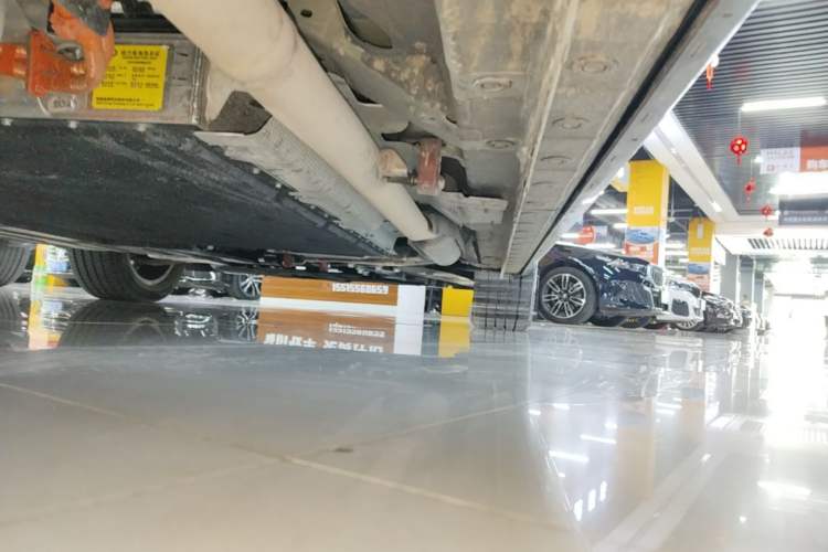Used Wey Gaoshan 2025 Four-Wheel Drive Alpine 8 Right Side Sill