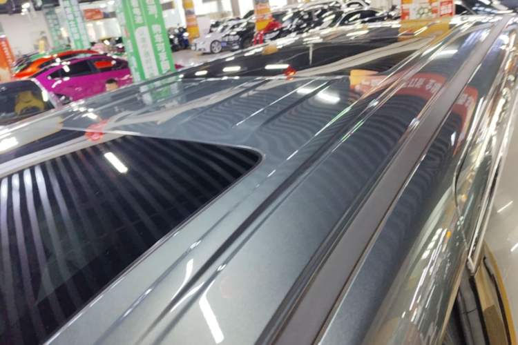 Used Wey Gaoshan 2025 Four-Wheel Drive Alpine 8 Roof