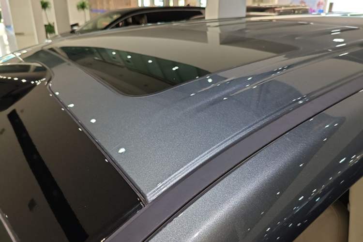Used Wey Gaoshan 2025 Four-Wheel Drive Alpine 8 Roof
