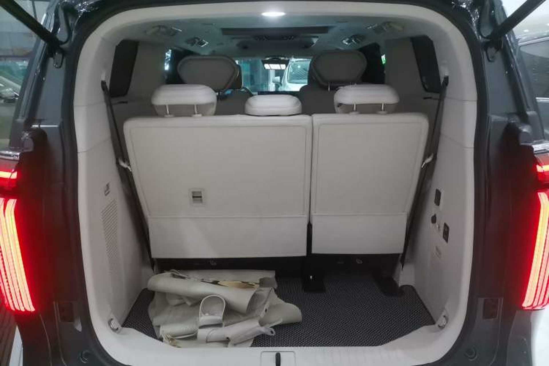 Used Wey Gaoshan 2025 Four-Wheel Drive Alpine 8 Trunk