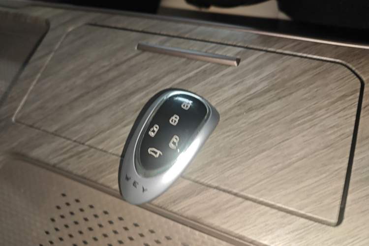 Used Wey Gaoshan 2025 Four-Wheel Drive Alpine 8 Vehicle Key