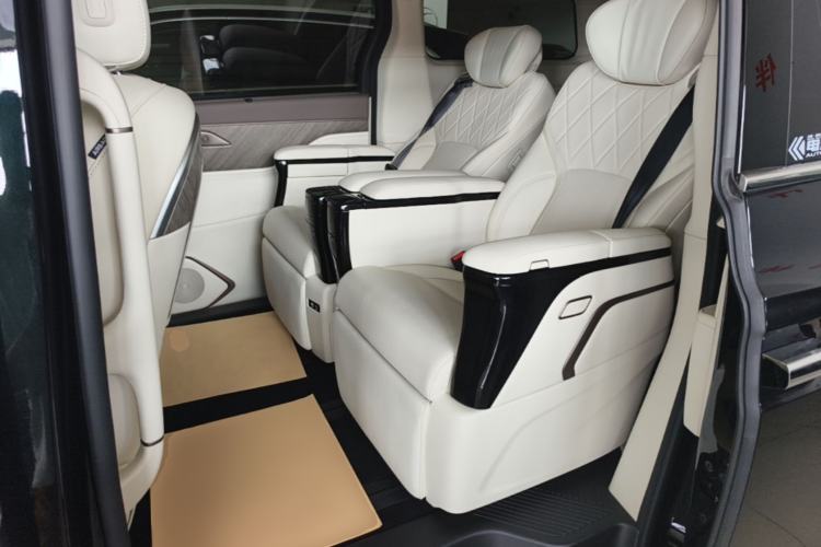 Used Wey Gaoshan 2025 Four-Wheel Drive Alpine 9 Left Rear Seat