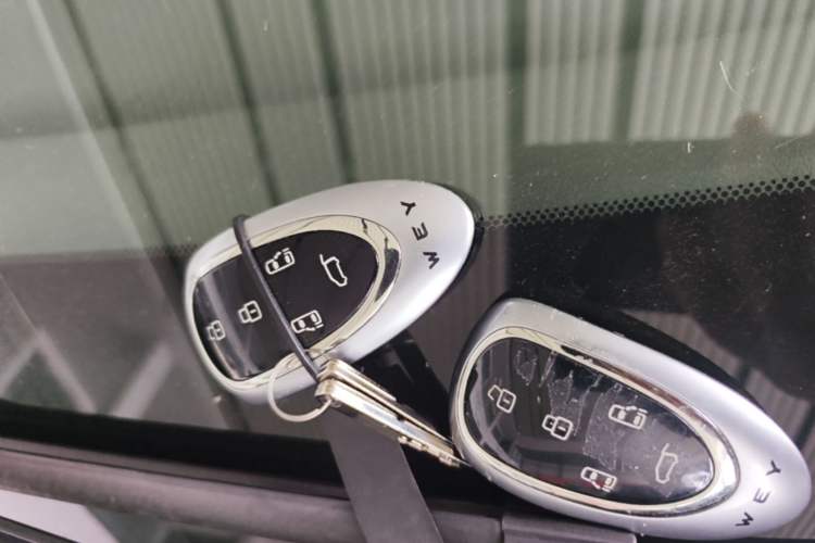 Used Wey Gaoshan 2025 Four-Wheel Drive Alpine 9 Vehicle Key