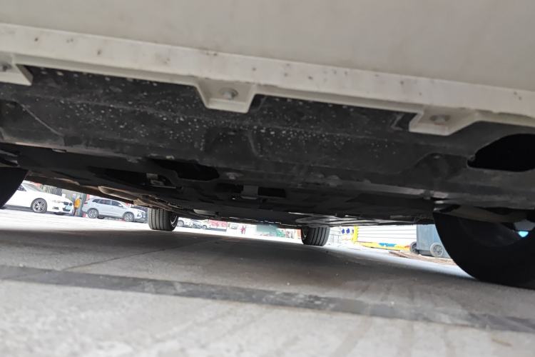 Used Wey Gaoshan 2025 Model Four-Wheel Drive Gao Shan 7 Chassis Front