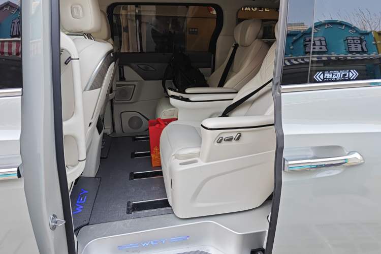 Used Wey Gaoshan 2025 Model Four-Wheel Drive Gao Shan 7 Left Rear Seat