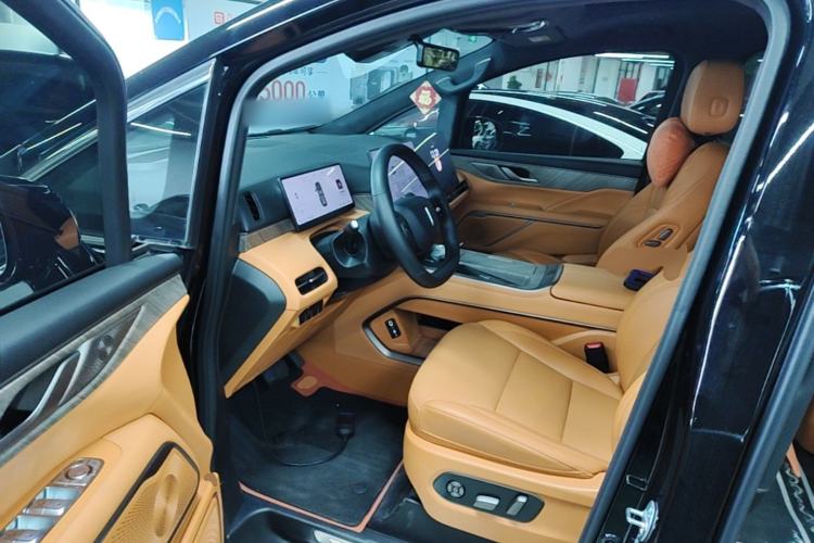 Used Wey Gaoshan 2025 Four-Wheel Drive Alpine 8 Driver Seat