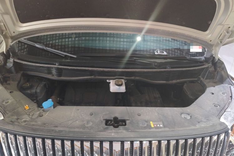 Used Wey Gaoshan 2025 Four-Wheel Drive Alpine 8 Engine Bay