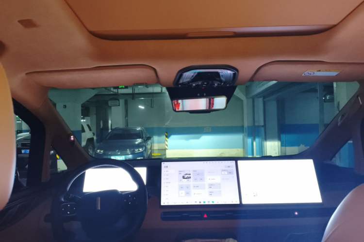 Used Wey Gaoshan 2025 Four-Wheel Drive Alpine 8 Headliner