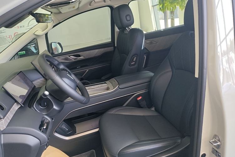 Used Wey Gaoshan 2025 Model Four-Wheel Drive Gao Shan 7 Left Front Seat