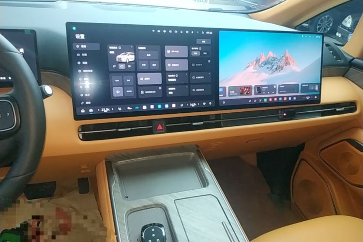 Used Wey Gaoshan 2025 Four-Wheel Drive Alpine 8 Audio And AC Panel