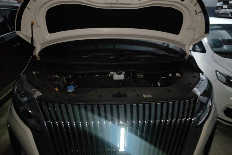 Used Wey Gaoshan 2025 Model Four-Wheel Drive Gao Shan 7 Engine Bay