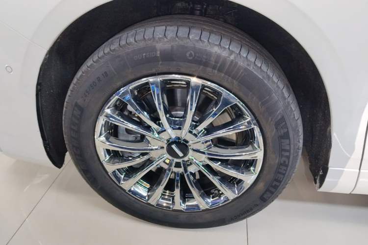 Used Wey Gaoshan 2025 Four-Wheel Drive Alpine 8 Exterior 4