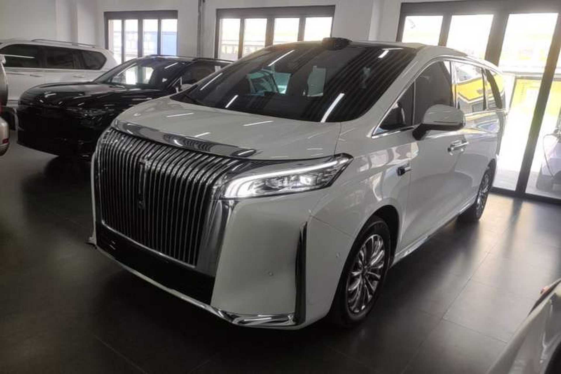 Used Wey Gaoshan 2025 Four-Wheel Drive Alpine 8 Front Left 45 Deg