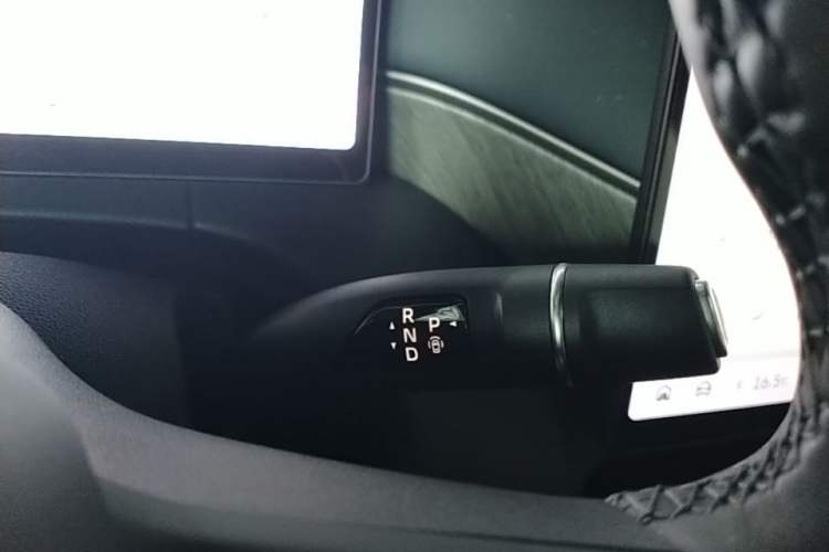 Used Wey Gaoshan 2025 Model Four-Wheel Drive Gao Shan 7 Gear Lever
