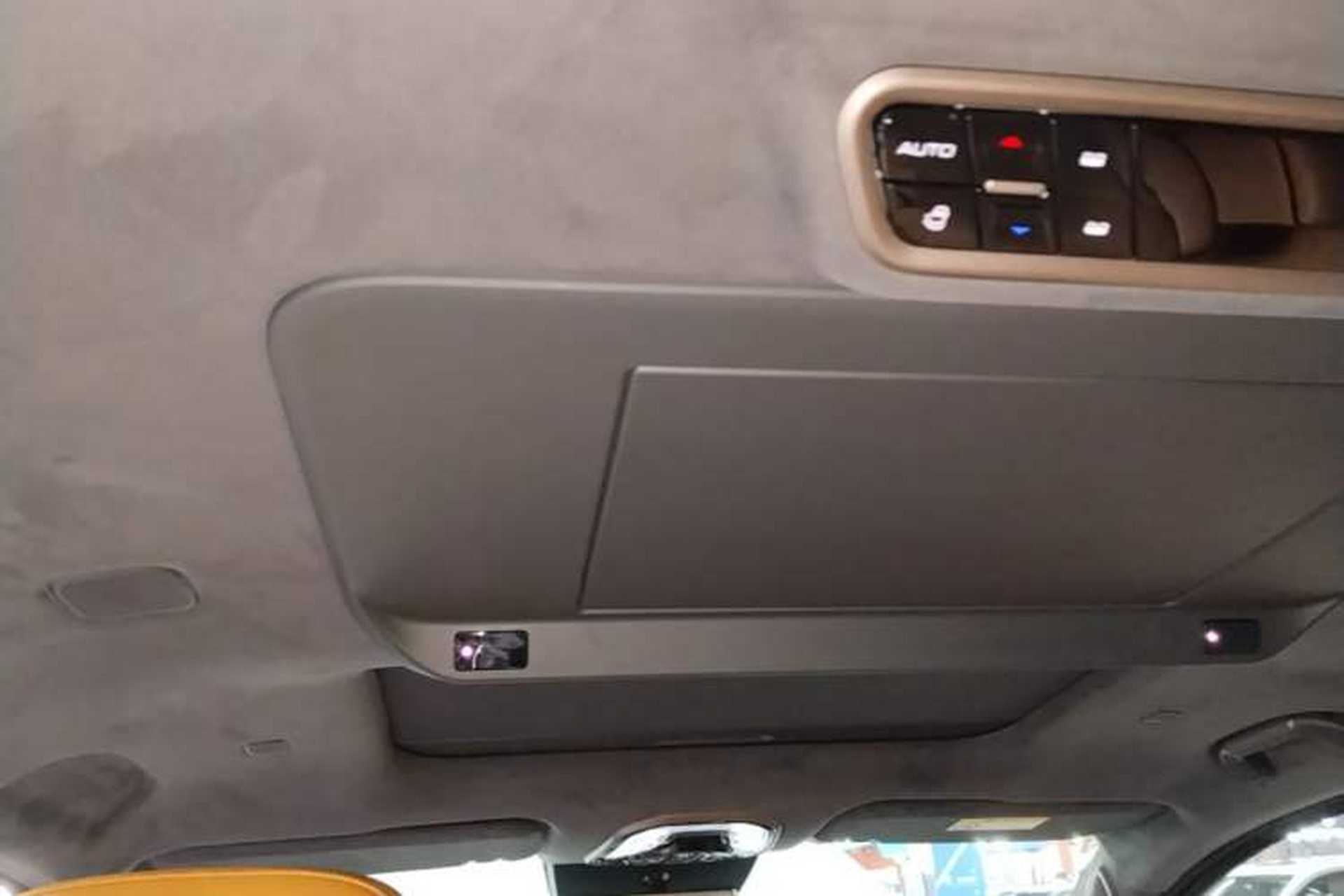Used Wey Gaoshan 2025 Four-Wheel Drive Alpine 8 Headliner
