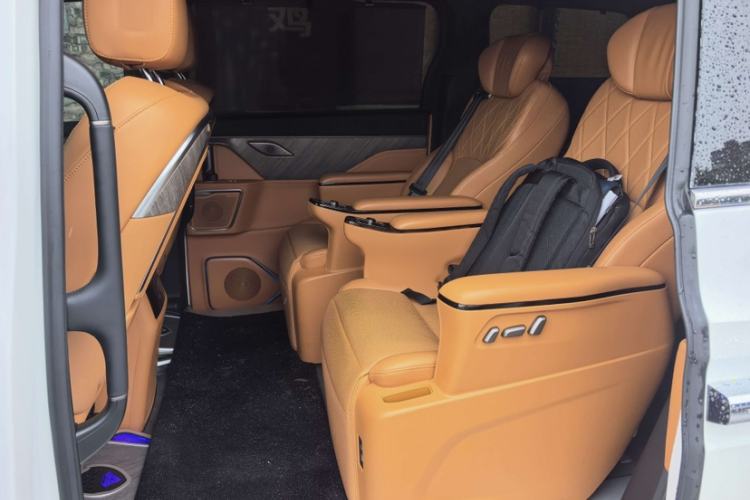 Used Wey Gaoshan 2025 Four-Wheel Drive Alpine 8 Interior 1