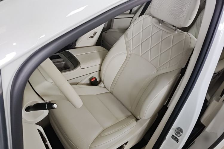 Used Wey Gaoshan 2025 Four-Wheel Drive Alpine 8 Left Front Seat