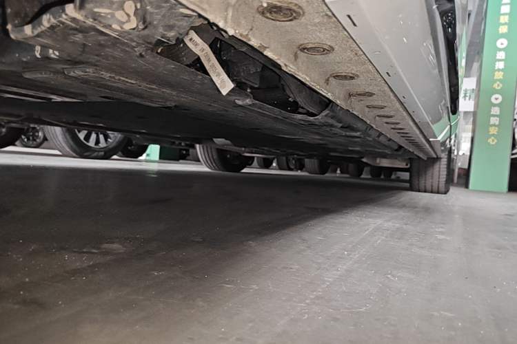 Used Wey Gaoshan 2025 Four-Wheel Drive Alpine 8 Left Side Sill