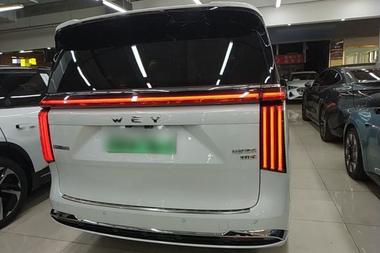 Used Wey Gaoshan 2025 Four-Wheel Drive Alpine 8 Rear