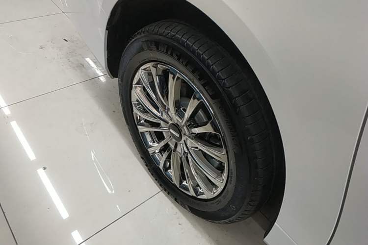 Used Wey Gaoshan 2025 Four-Wheel Drive Alpine 8 Right Rear Wheel Hub