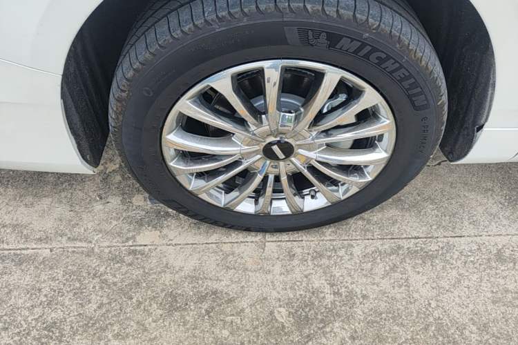 Used Wey Gaoshan 2025 Four-Wheel Drive Alpine 8 Right Rear Wheel Hub