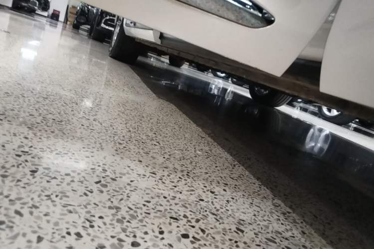 Used Wey Gaoshan 2025 Four-Wheel Drive Alpine 8 Right Side Sill