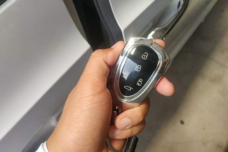 Used Wey Gaoshan 2025 Four-Wheel Drive Alpine 8 Vehicle Key
