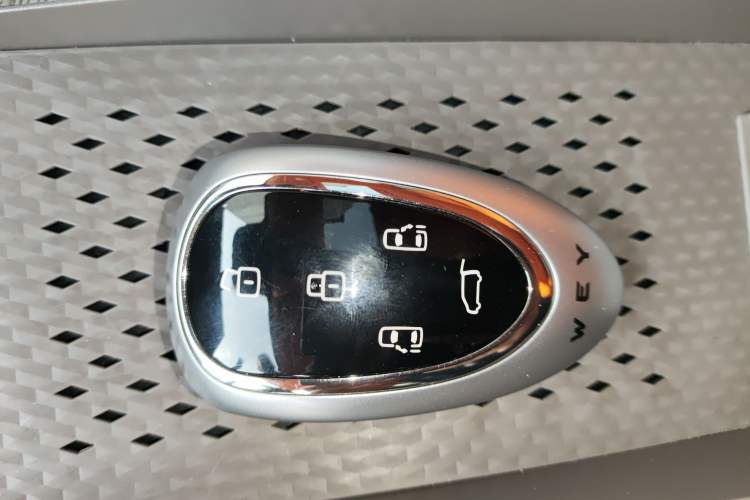 Used Wey Gaoshan 2025 Four-Wheel Drive Alpine 8 Vehicle Key