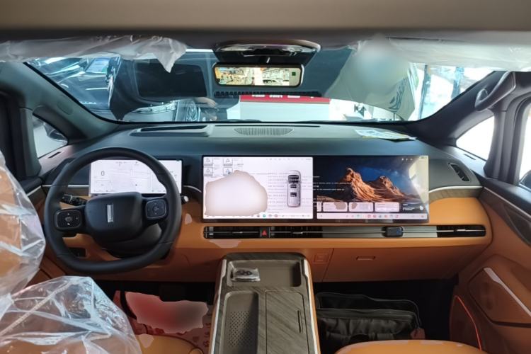 Used Wey Gaoshan 2026 Model Four-Wheel Drive Gaoshan 7 SUV Edition Center Console
